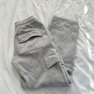 Aritzia Gray Cargo Joggers